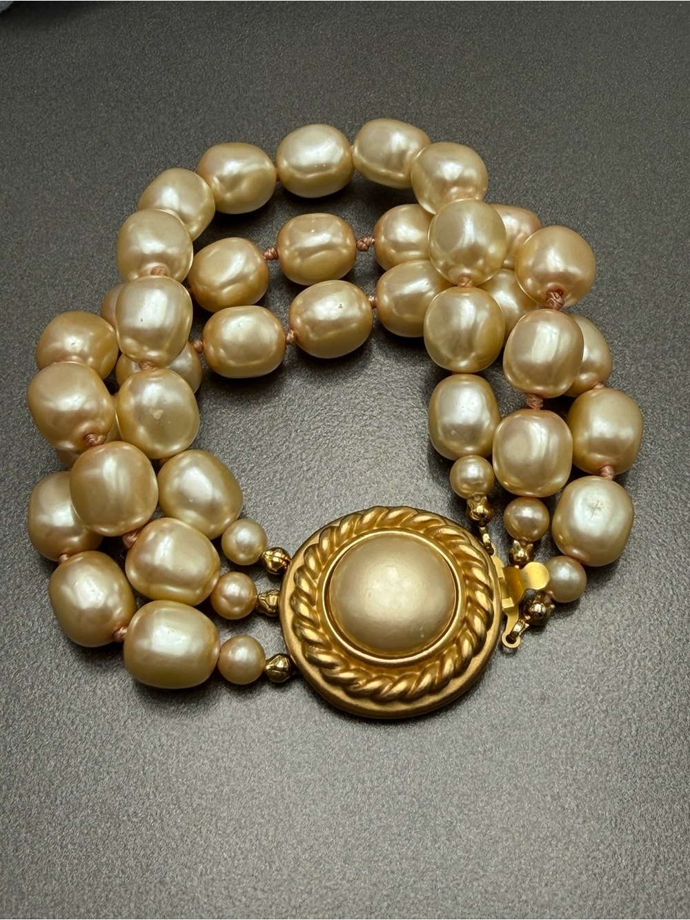 🙈2/$40 Vintage Carolee Champagne Pearl Triple-Strand Bracelet #495br